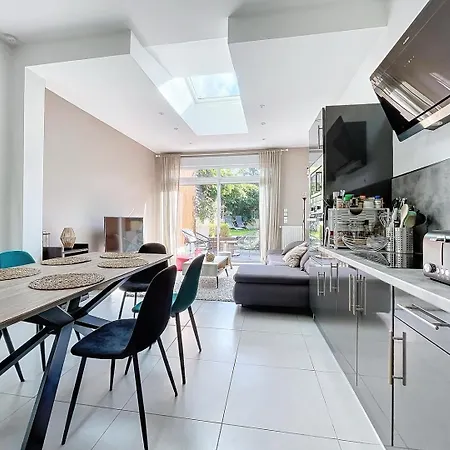 Vakantiehuis Maison De Avec Jardin Saint-Quentin (Aisne)